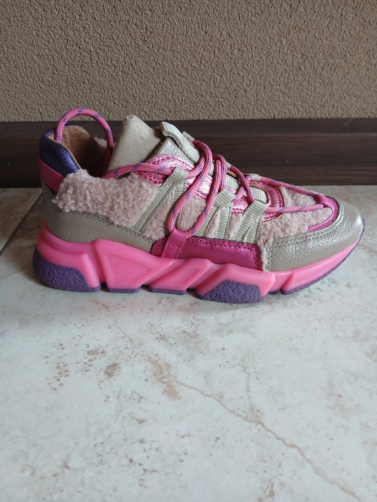 sneakers dames dwrs, Ophalen of Verzenden, Zo goed als nieuw, Sneakers of Gympen