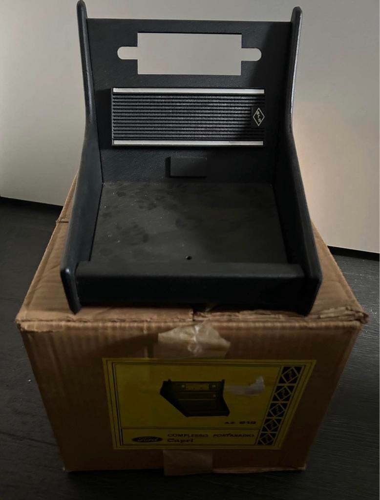 Ford Capri Radio Console AZ 219 - Nieuw in doos, Ophalen of Verzenden, Nieuw