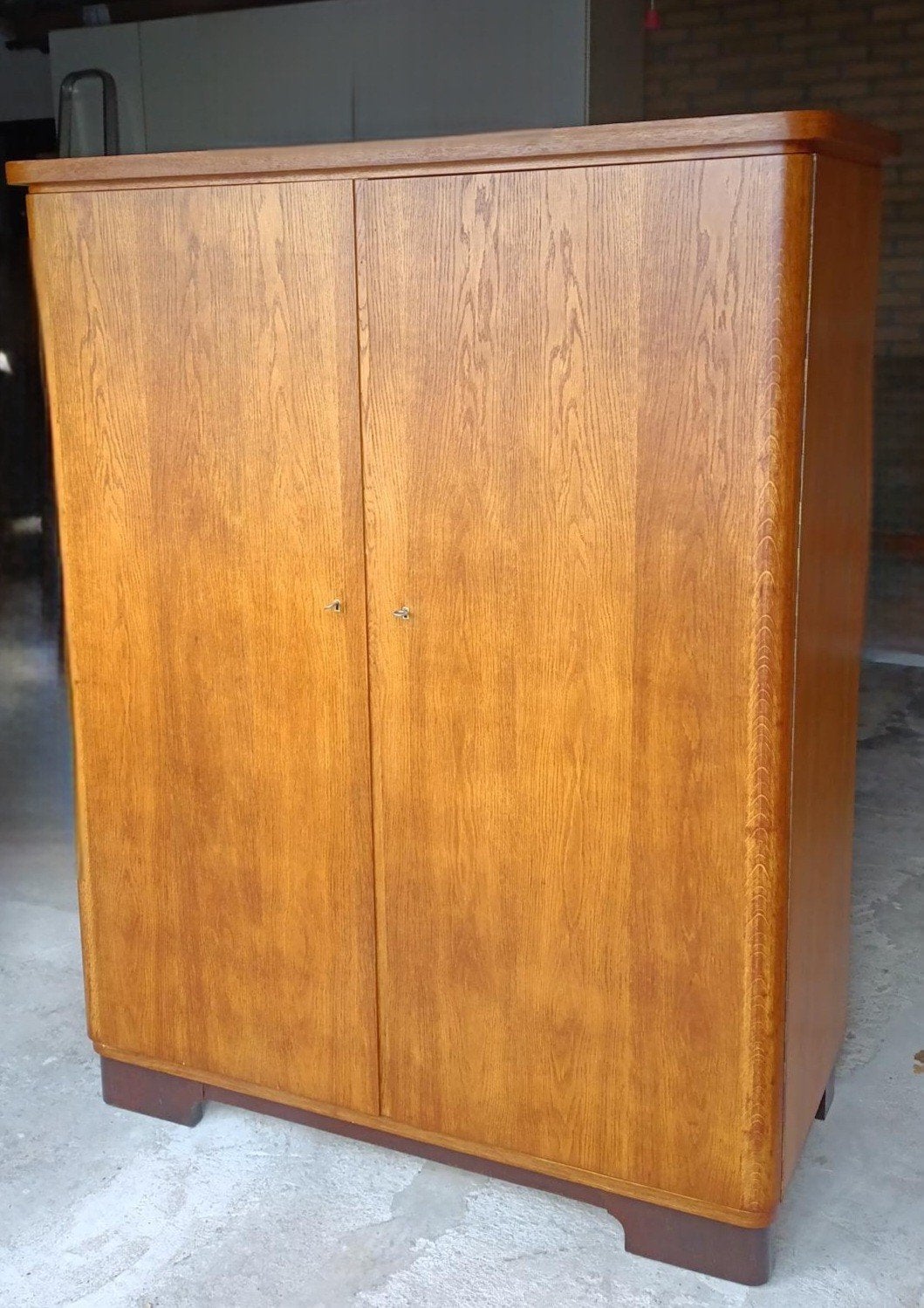 Mid-century  eiken hang-/legkast, Ophalen
