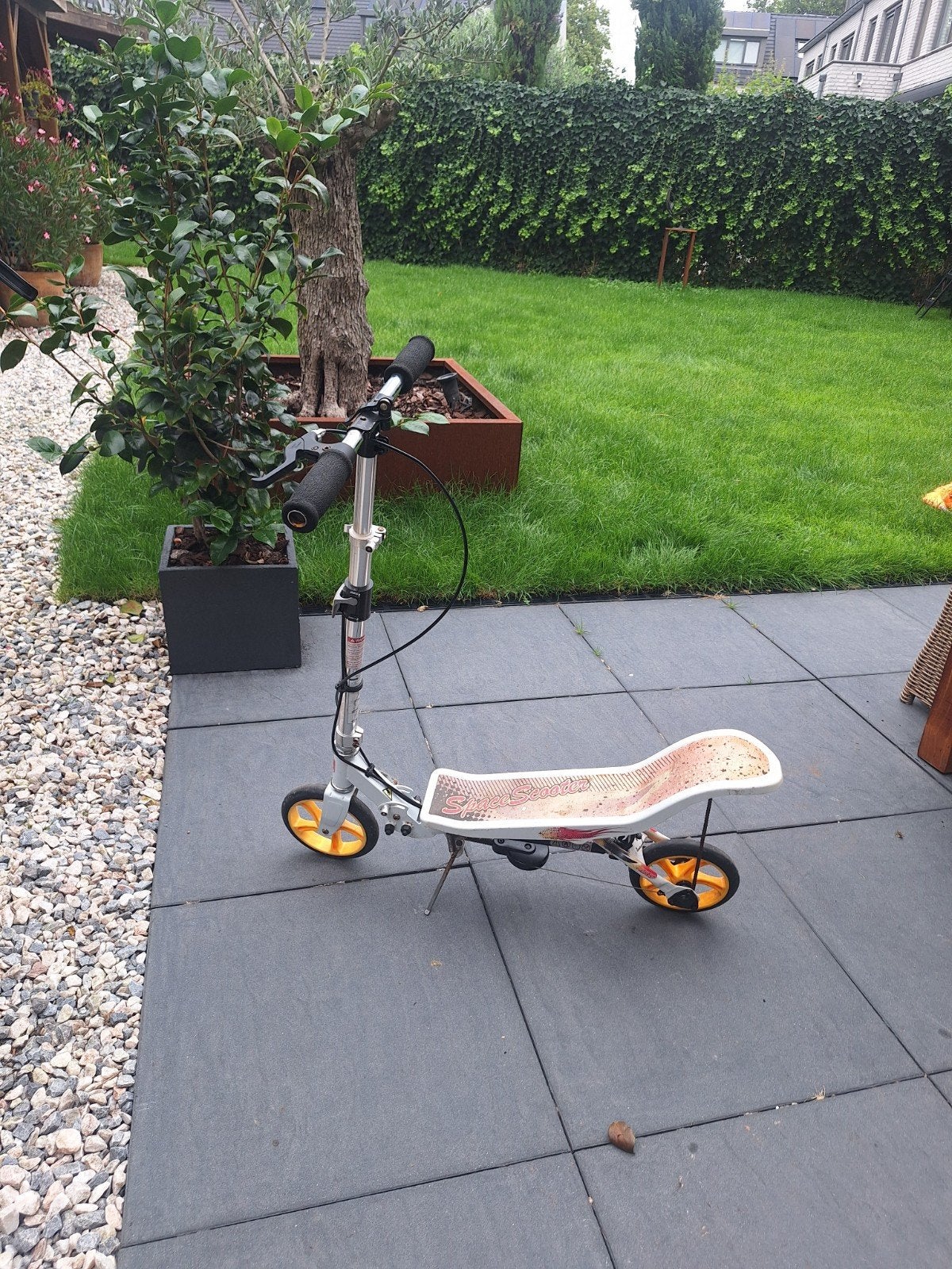 Space Scooter - Wit met gele wielen, Fietsen en Brommers, Steps, Ophalen, Gebruikt, Gewone step, Space Scooter