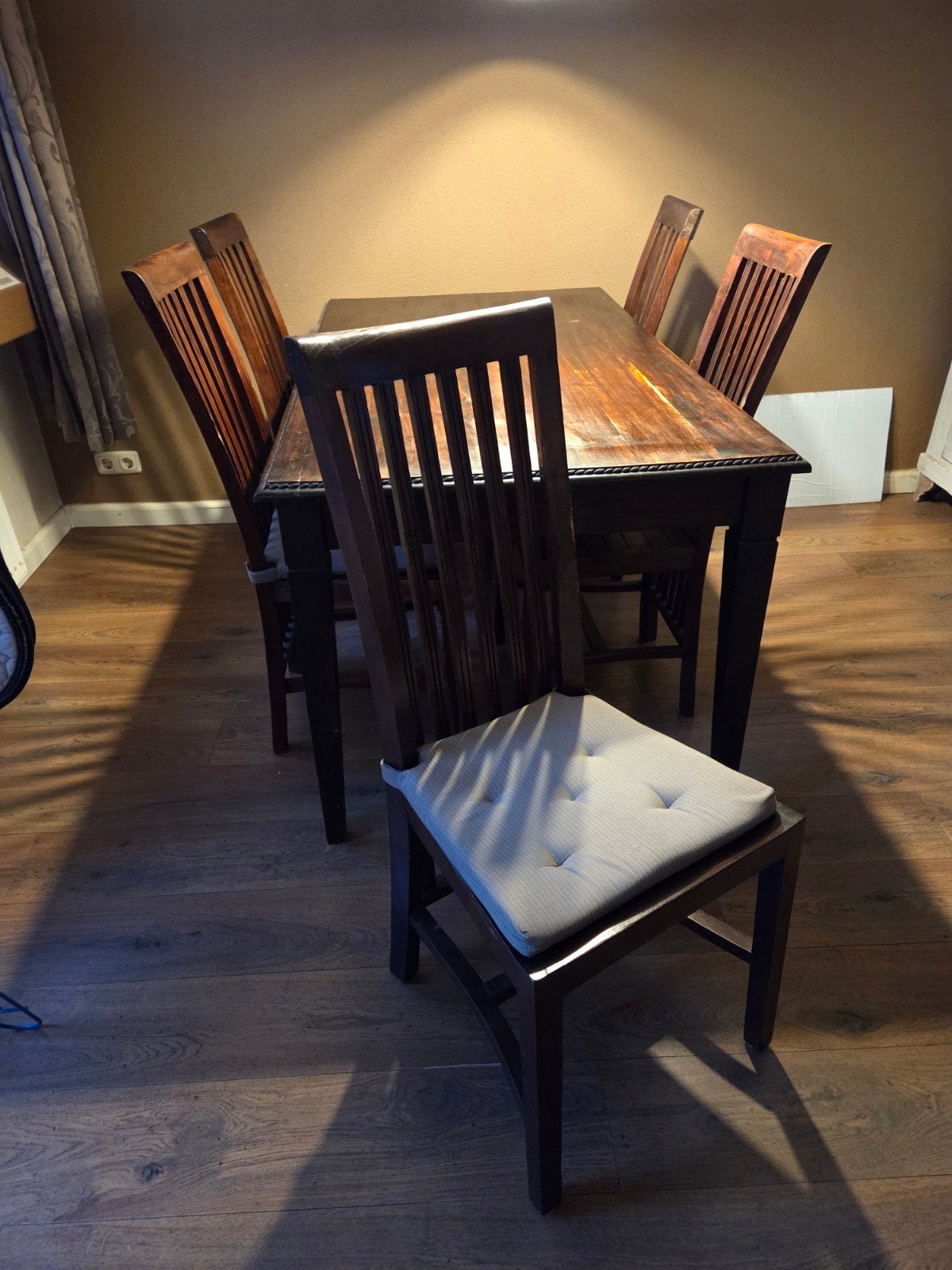 Gratis: Eikenhouten eettafel met 6 stoelen, Ophalen, Gebruikt, Vijf personen of meer, Eikenhout