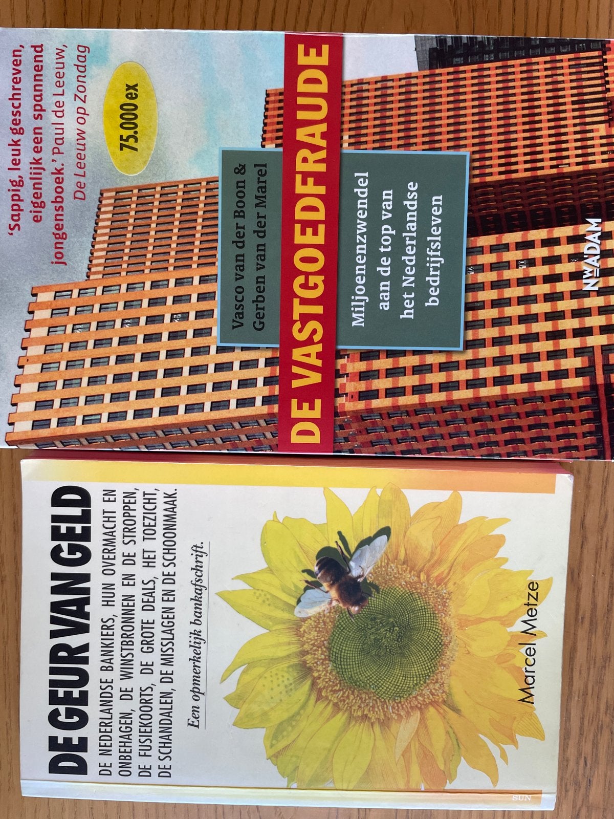 Boeken: De Vastgoedfraude & De Geur van Geld, Ophalen, Gelezen, Nederland