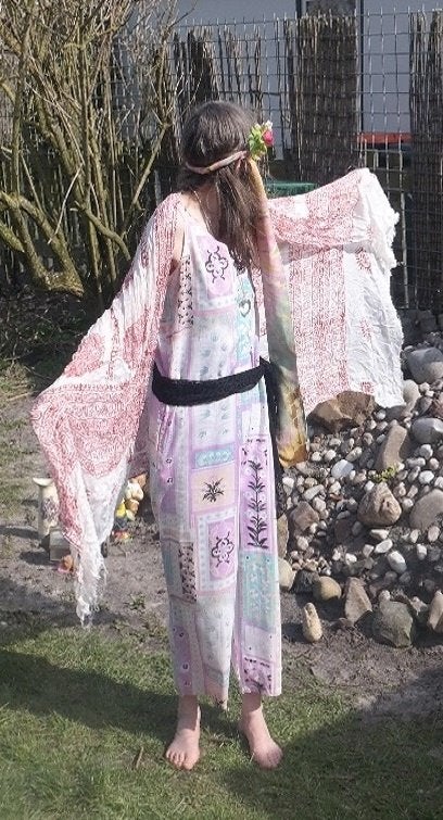 Leuk compleet hippie dames outfit mt L - Carnaval, Carnaval, ., Maat 42/44 (L), Ophalen of Verzenden