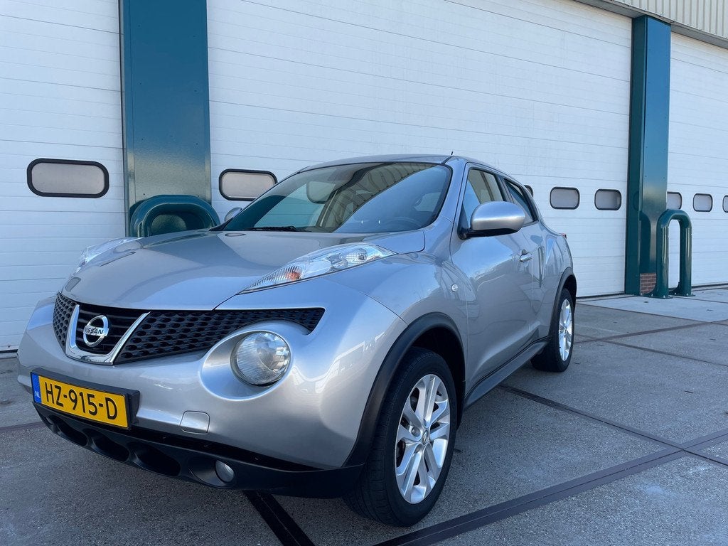 Nissan Juke 1.6 Tekna, Auto's, Nissan, Euro 5, Zwart, 4 cilinders, Bedrijf