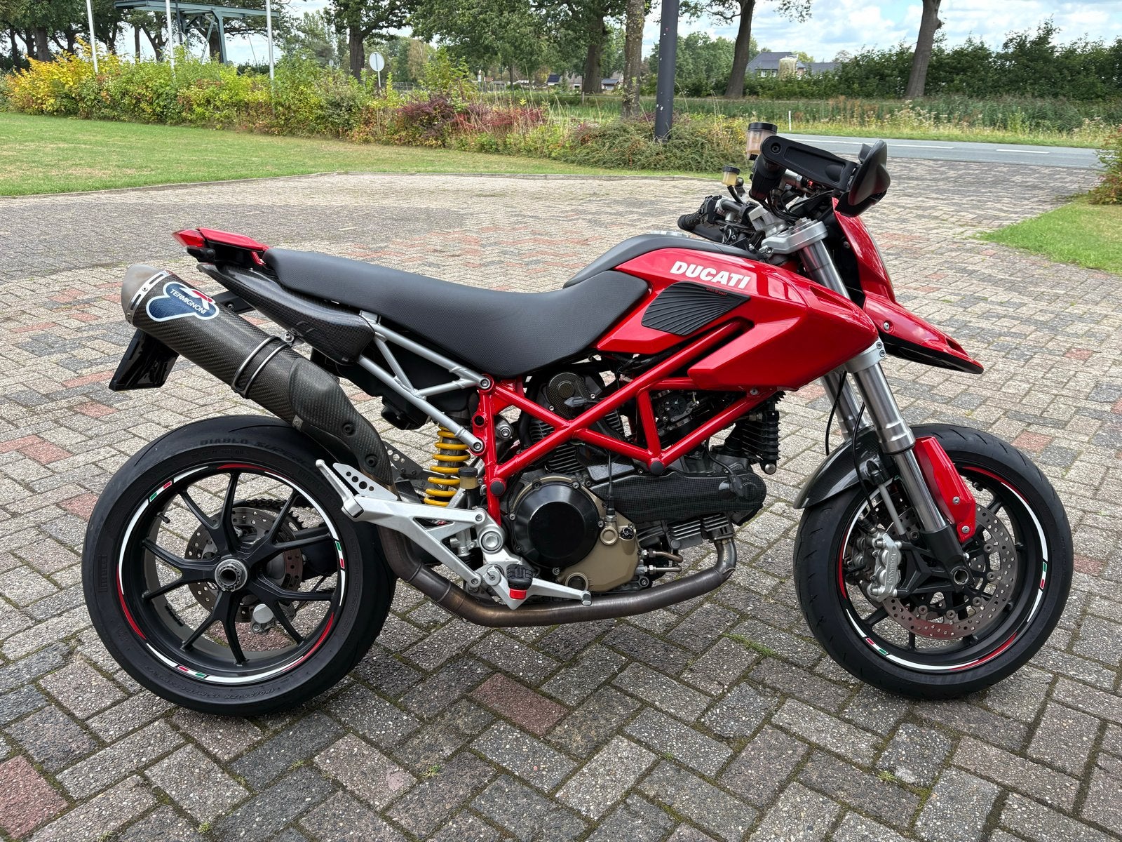 Ducati Hypermotard 1100 met 2 in 1 Termignoni, 2 cilinders, Sportuitlaat, Motorrijbewijs A, Gebruikt