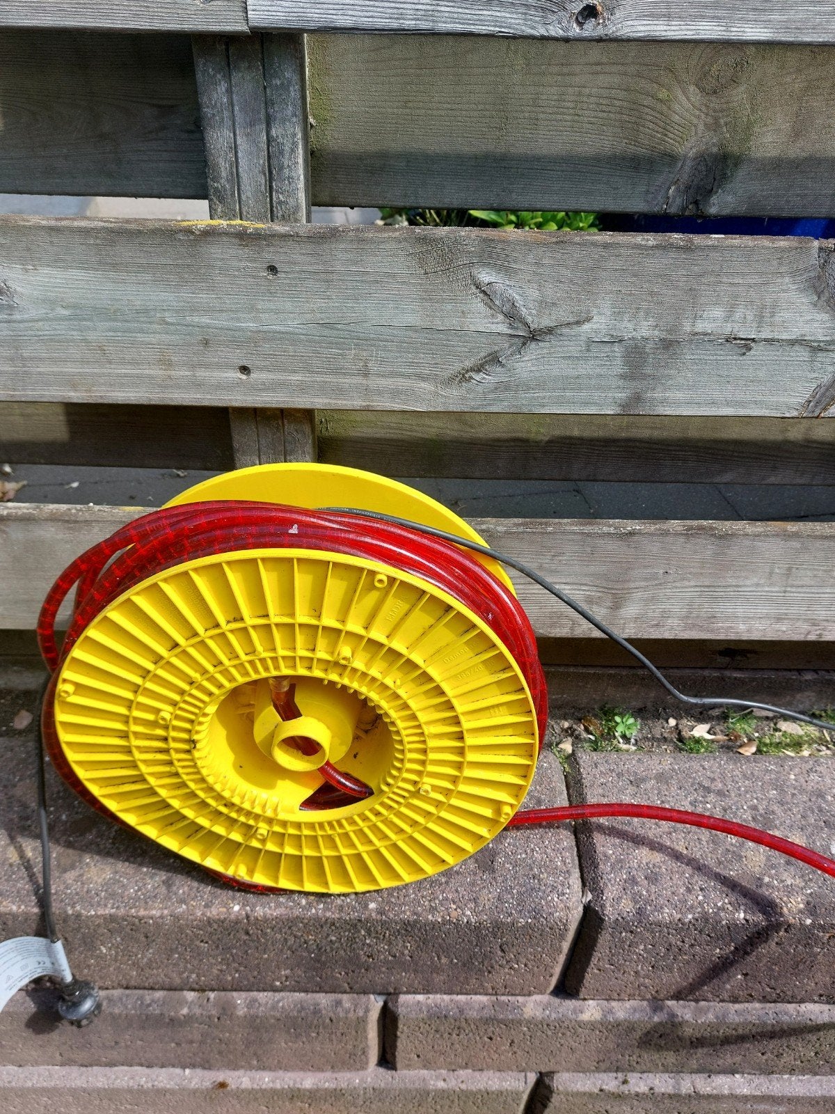 TE KOOP VERLICHTINGS SLANG, Ophalen, Netvoeding