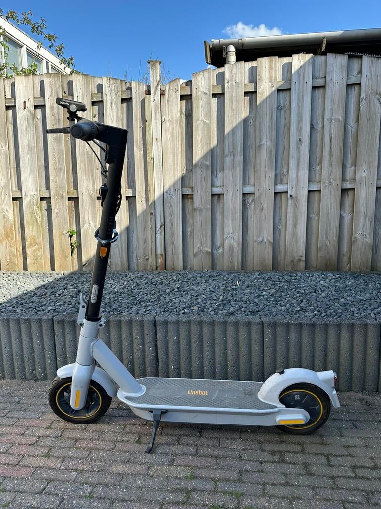Ninebot G30le electrische step, Fietsen en Brommers, Steps, Ophalen, Gebruikt, Elektrische step (E-scooter)