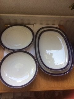 4 Schalen borden Hutschenreuther wit met blauwe rand Olivia, Porselein of Keramiek, Schaal, Nieuw, Ophalen of Verzenden
