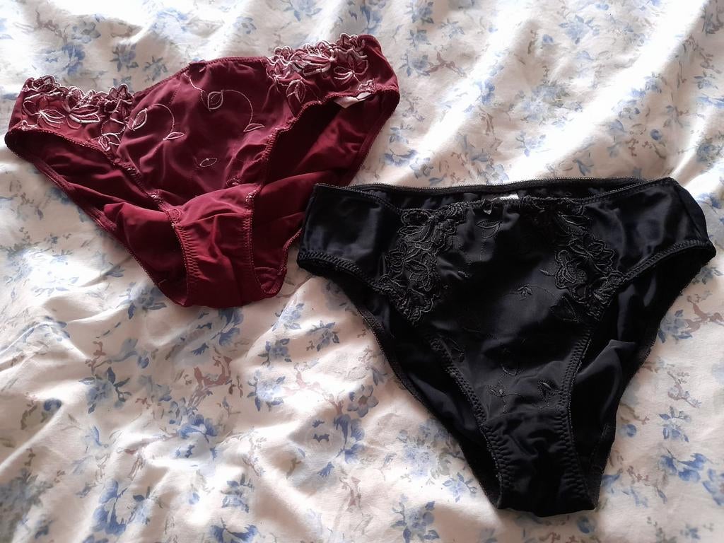 Hunkemöller Diva slips met kant, maat L, Hunkemöller, Ophalen of Verzenden, Zwart, Slip
