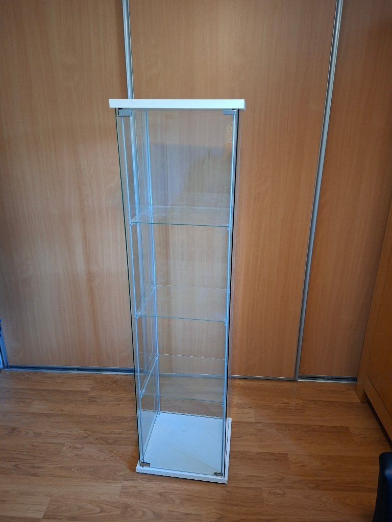 Ikea glazen vitrine kast (Detolf), Ophalen, 50 tot 100 cm, Zo goed als nieuw, 150 tot 200 cm