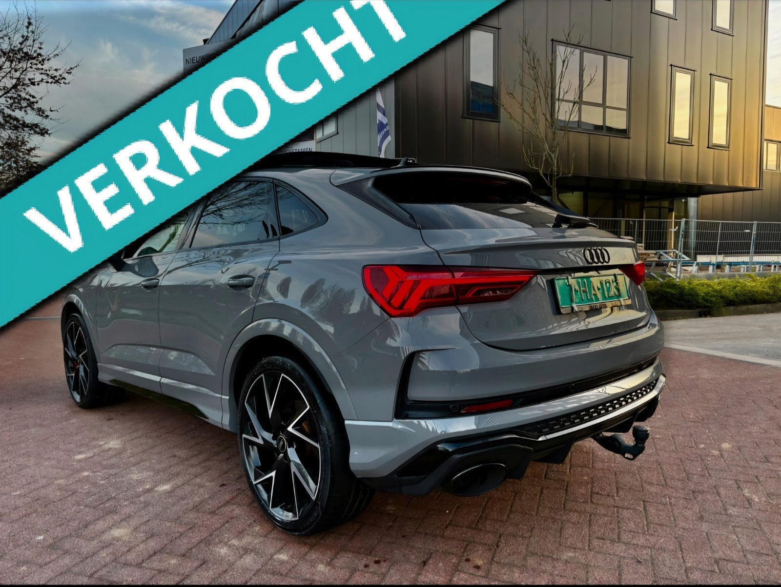 Audi RSQ3 2.5 TFSI Quattro Nardo Pano Sonos 2022 63xxx, Automaat, Zwart, Adaptieve lichten, Bedrijf