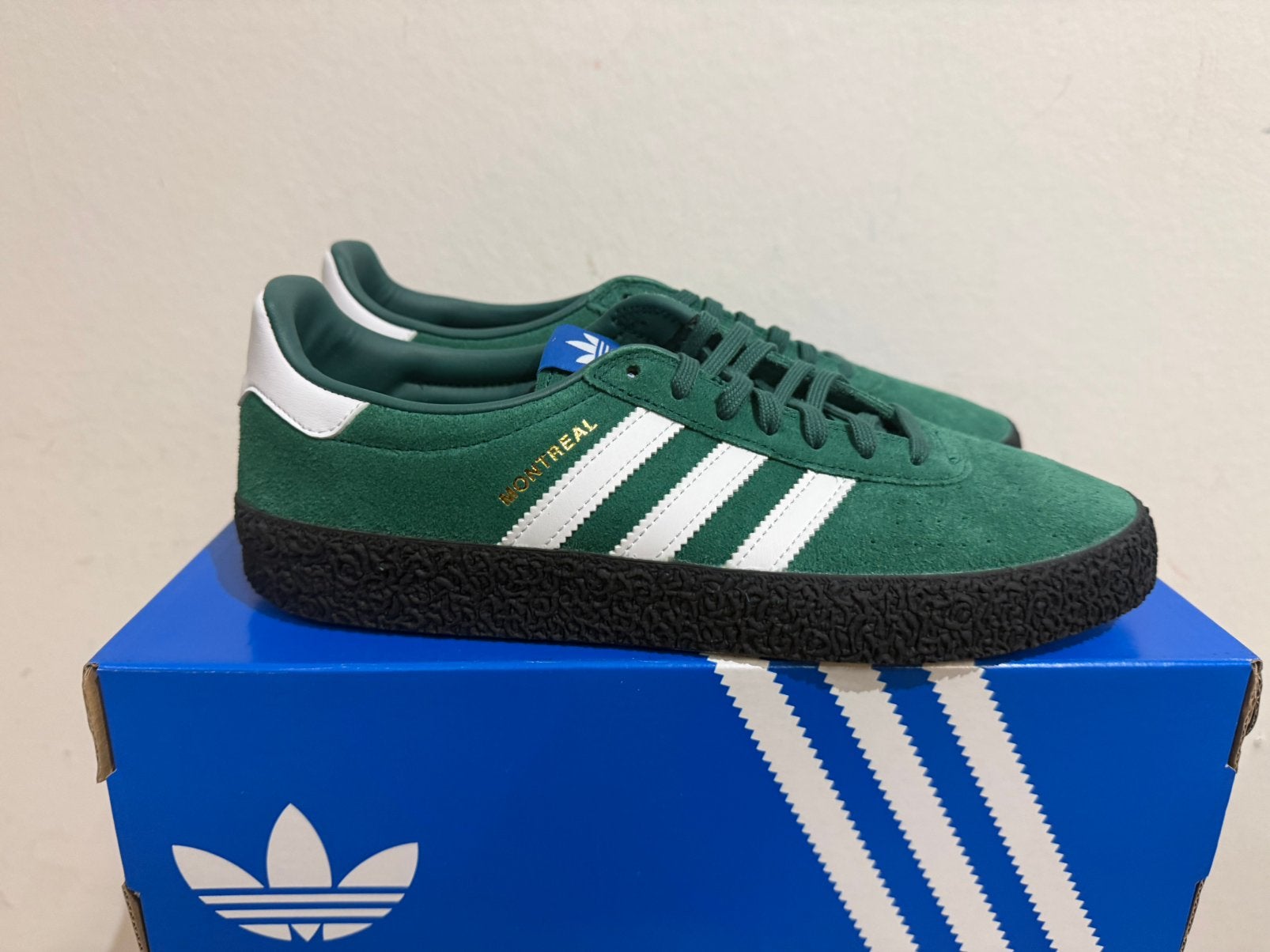 Te koop nieuwe Adidas Montreal Green, Postlaan 3, Nieuw, Ophalen of Verzenden, 123@home.nl