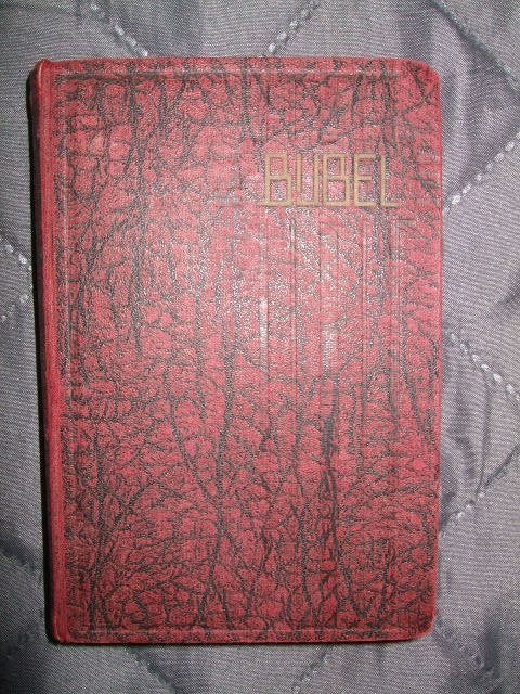 bijbel .... rond 100 jaar oud € 50,00, Antiek en Kunst, Antiek | Boeken en Bijbels, Ophalen of Verzenden