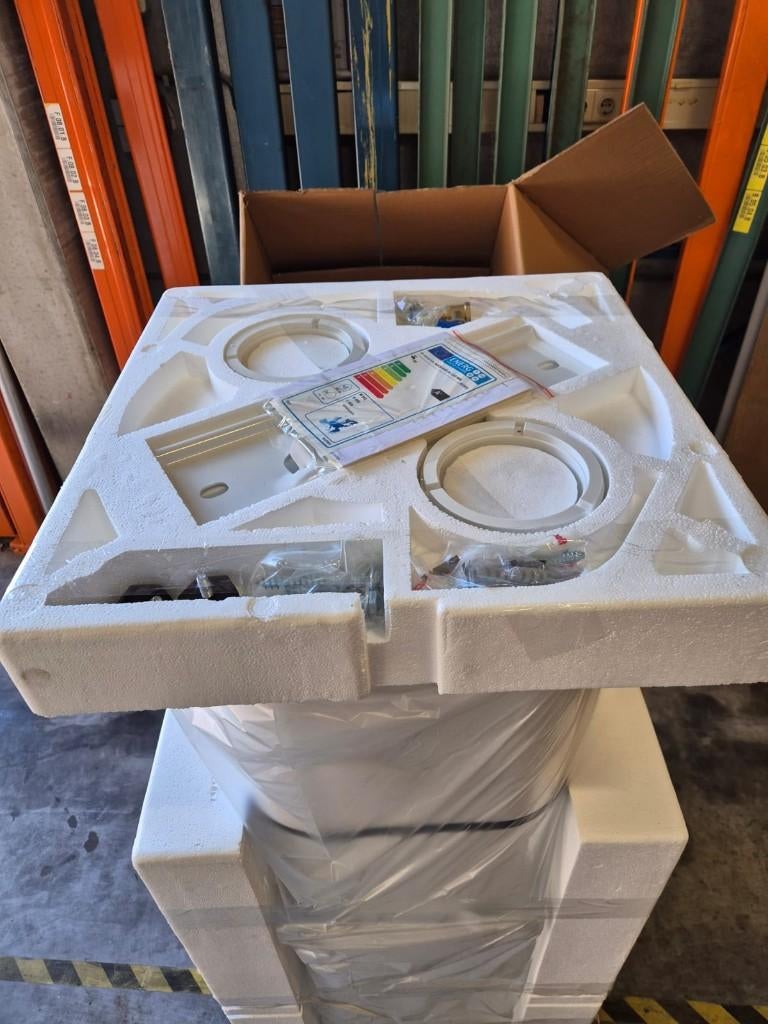 Ariston NUOS EVO A+ 110L Warmtepompboiler (nieuw in doos), Ophalen, 100 liter of meer, Nieuw, Boiler
