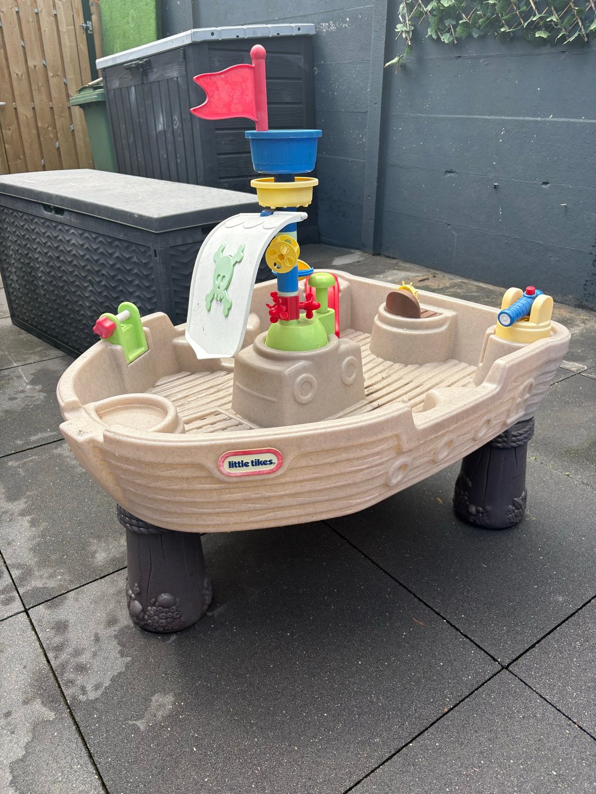 Little Tikes Piraten Watertafel, Ophalen, Gebruikt