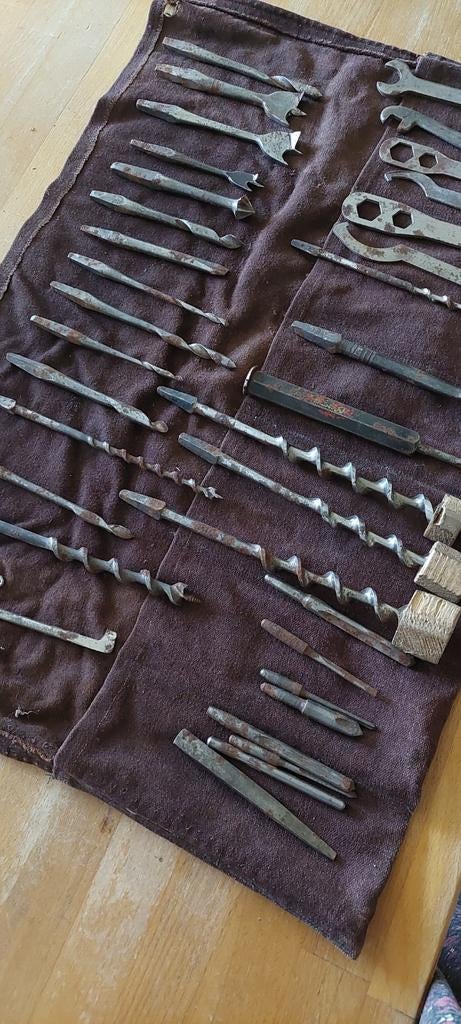 Set boren en houtdraai gereedschap, Ophalen of Verzenden, Gebruikt