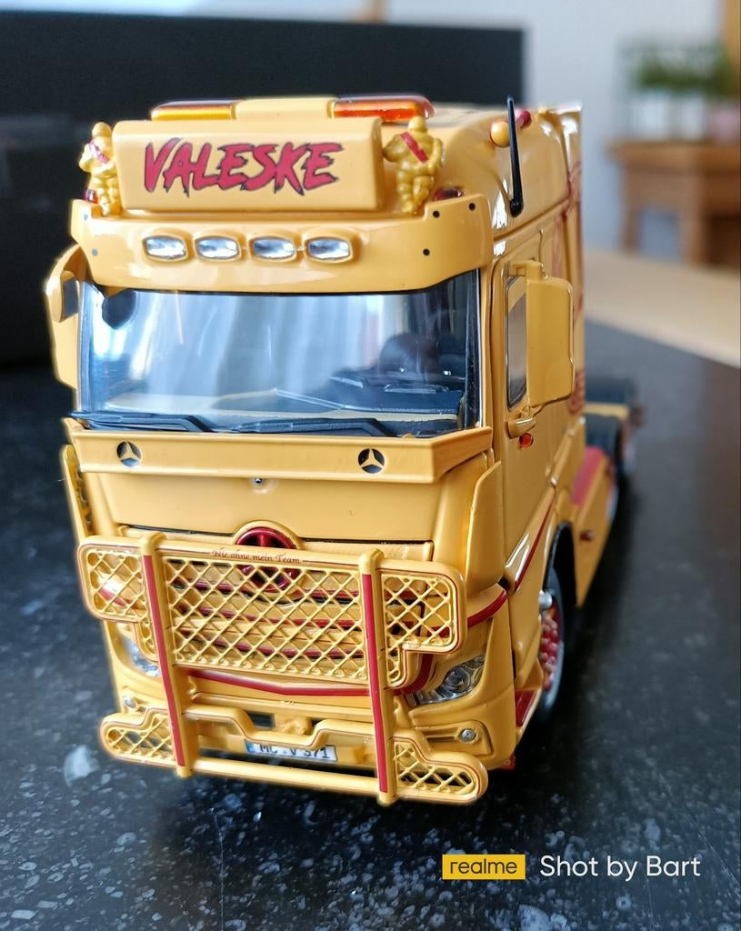 M-B GIGASPACE VELASKE ZWAARTRANSPORT IMC, Ophalen of Verzenden, Nieuw, Bus of Vrachtwagen, Overige merken
