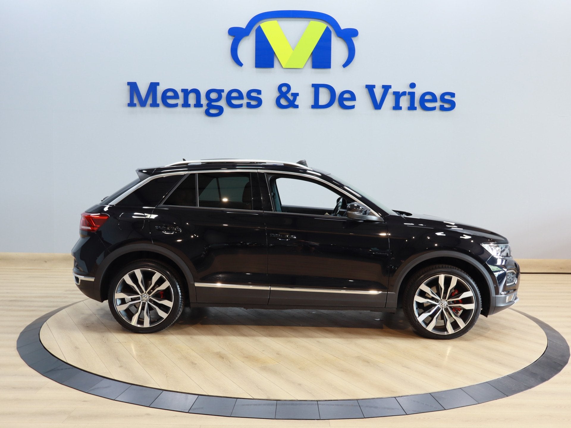 Volkswagen T-Roc 2.0 TSI 4Motion Sport Airco ECC | LED | Pan, Auto's, Volkswagen, Automaat, 12 maanden, 15 km/l, Gebruikt