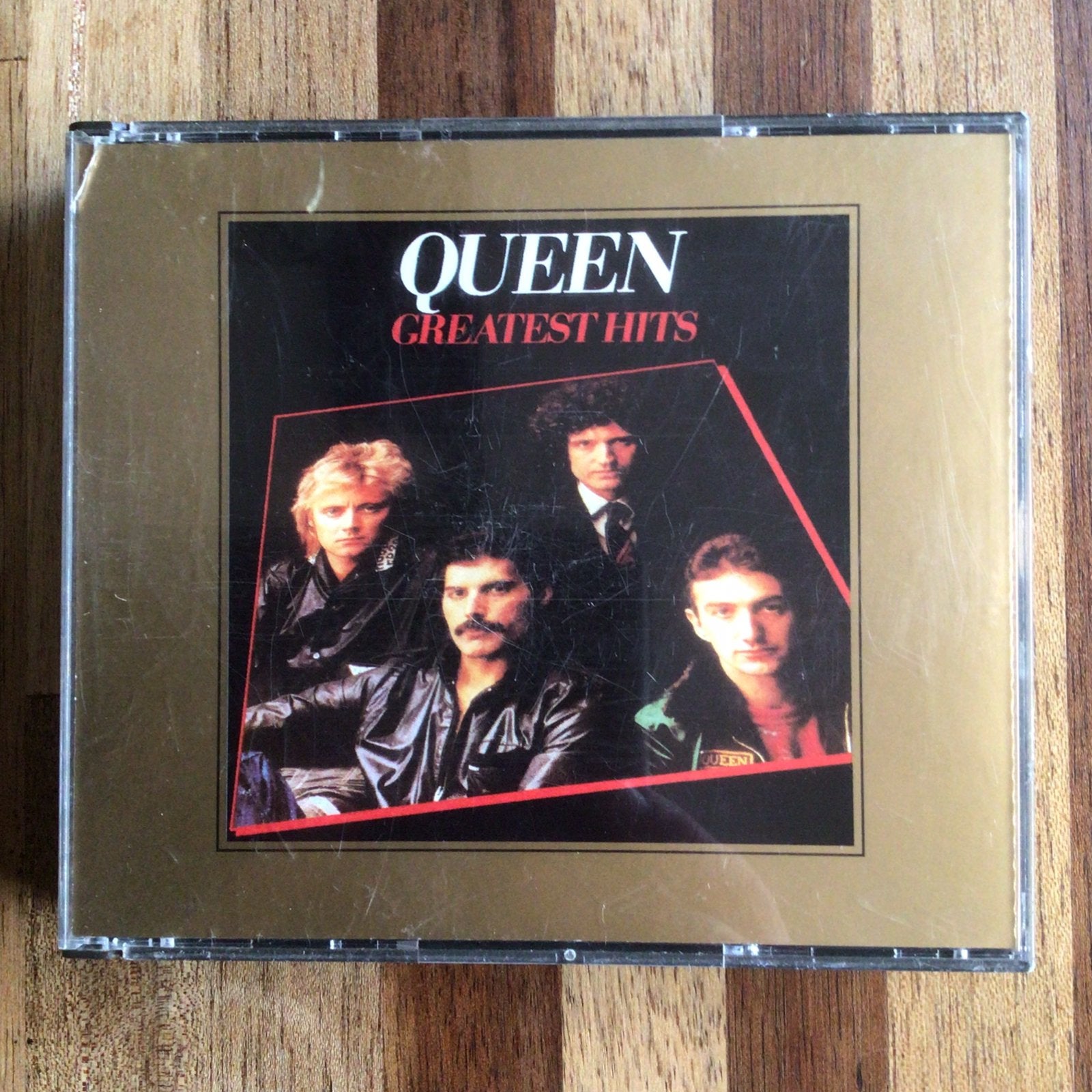 Queen - 2 cd-box - Greatest Hits, Cd's en Dvd's, Ophalen of Verzenden, Zo goed als nieuw