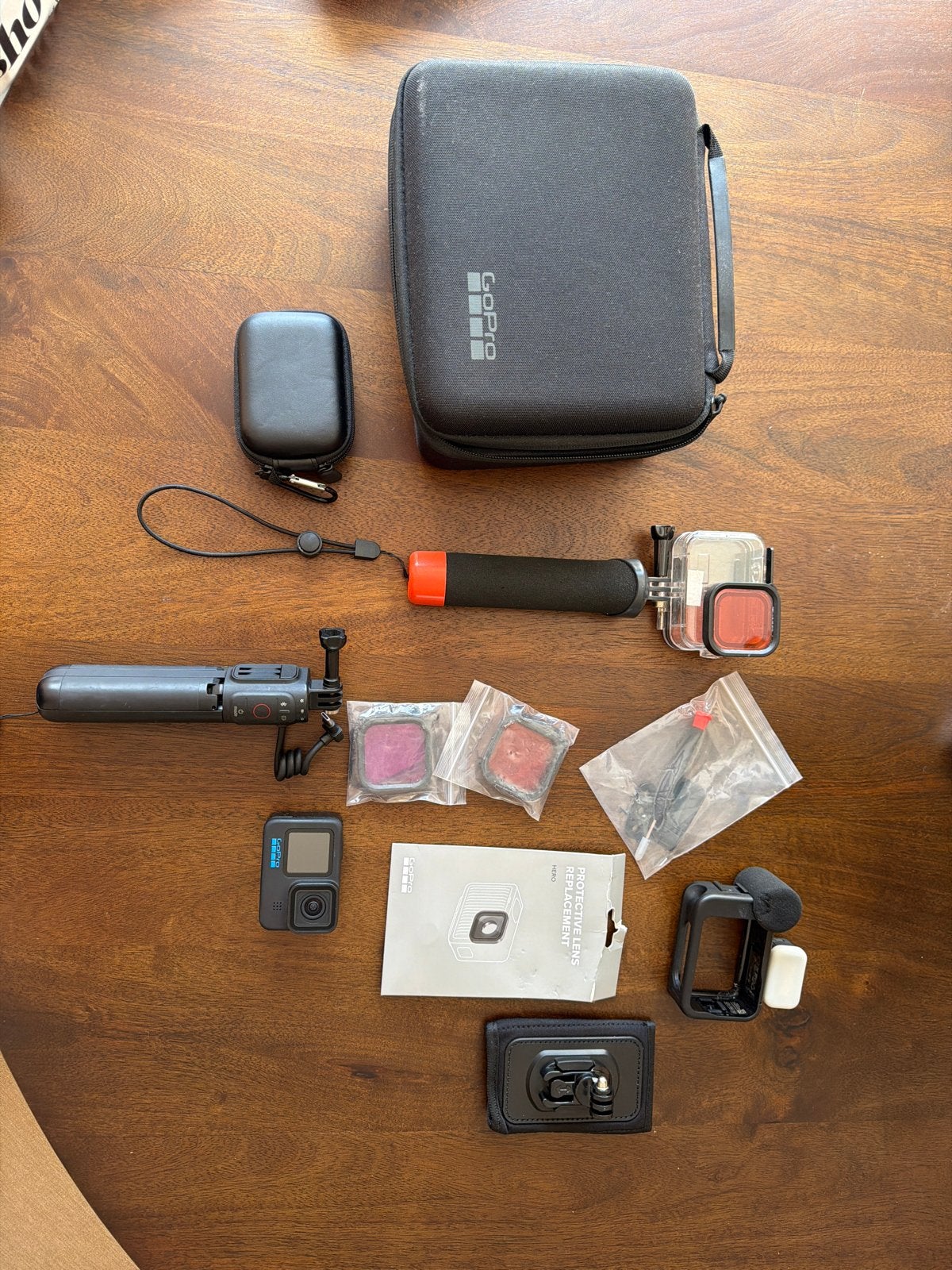 GoPro HERO11 Black met accessoires en behuizing, Ophalen of Verzenden, Zo goed als nieuw, GoPro