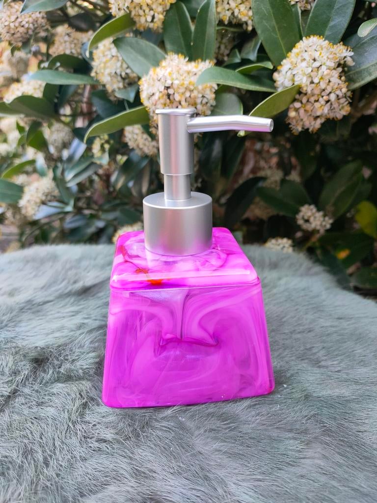 Stijlvolle paarse zeepdispenser, Ophalen of Verzenden, Nieuw, Paars, Overige typen