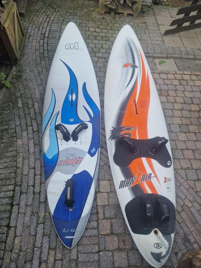 2 Windsurfplanken: Mistral en F2, Met voetbanden, Mistral, Gebruikt, Minder dan 250 cm