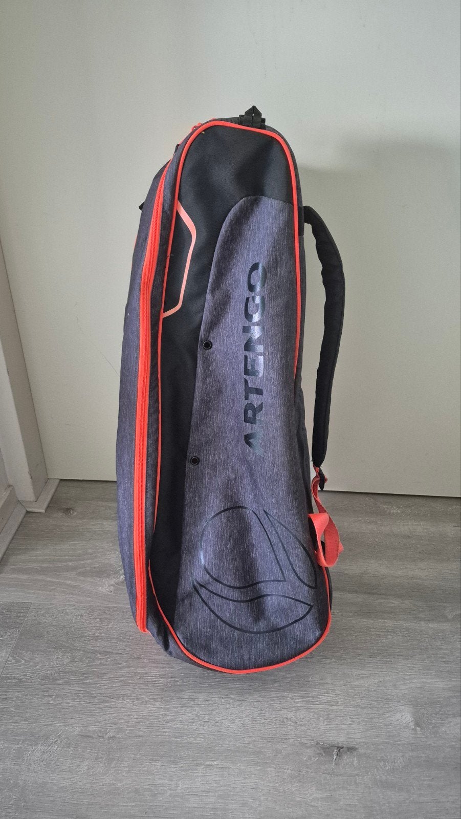 Artengo Tennis Tas - Grijs/Oranje, Gebruikt, Ophalen of Verzenden, Tas, L2