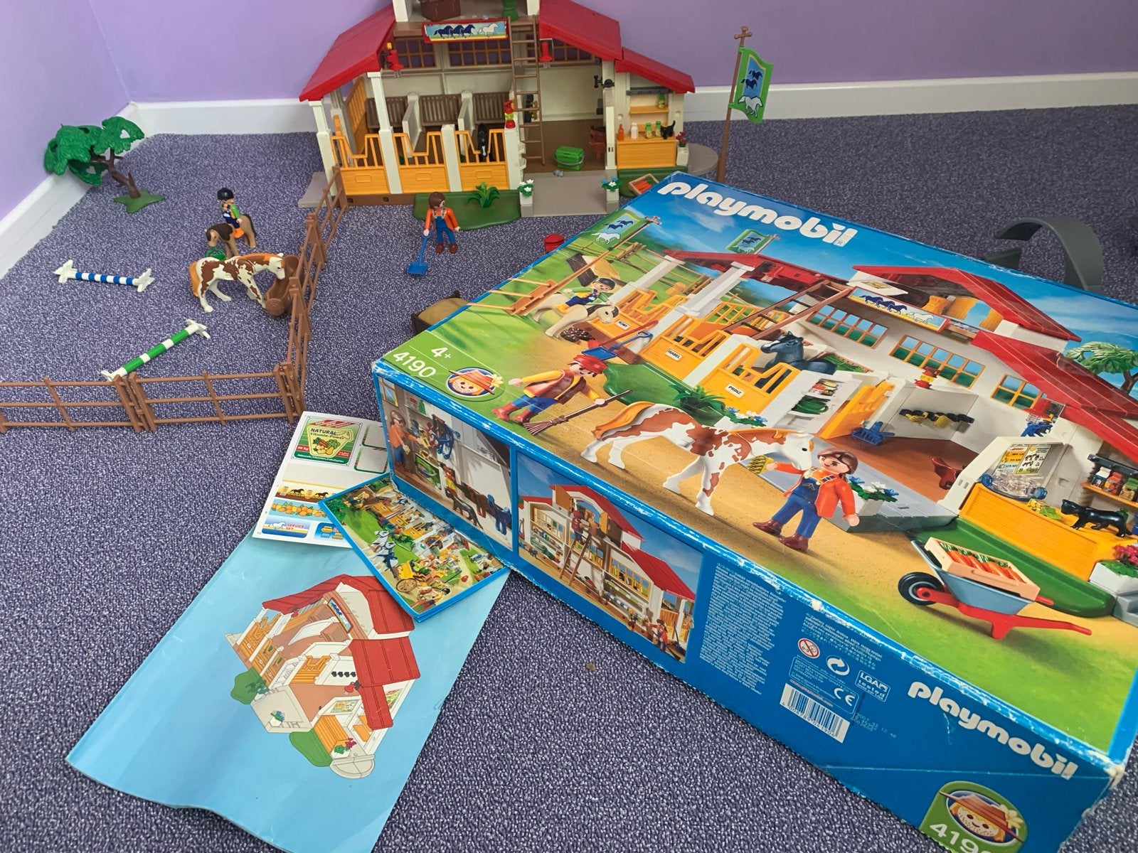 Playmobil Paardenstal met accessoires en doos, Ophalen of Verzenden, Zo goed als nieuw