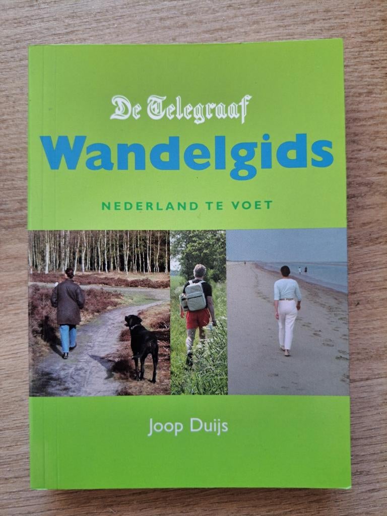 De Telegraaf Wandelgids - Ontdek Nederland te voet, Joop Duijs, Ophalen of Verzenden, Reisgids of -boek, Benelux