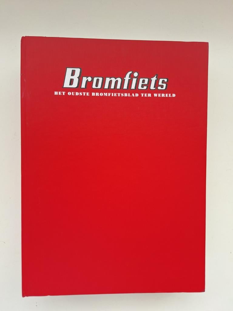 Verzamelmap Bromfiets: Het Oudste Bromfietsblad ter Wereld, Ophalen of Verzenden