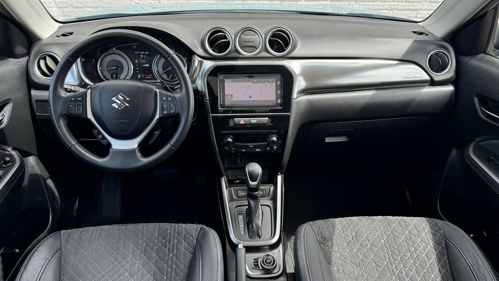 Suzuki VITARA 1.5 Hybrid Style AllGrip Pano Camera Carplay A, Auto's, Suzuki, Automatische klimaatregeling, Gebruikt, Euro 6, 4 cilinders