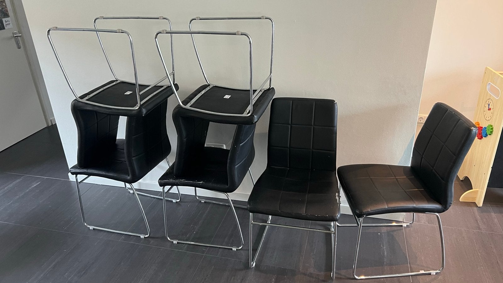 Gratis afhalen Set van 6 zwarte eetkamerstoelen, Ophalen, Gebruikt, Zwart, Leer