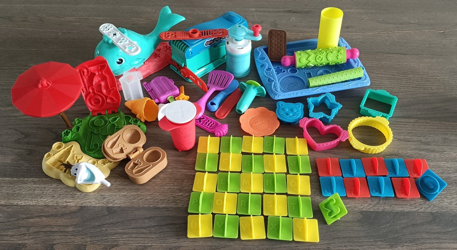 Play-Doh met veel accessoires en vormen, Ophalen of Verzenden, Gebruikt, Jongen of Meisje