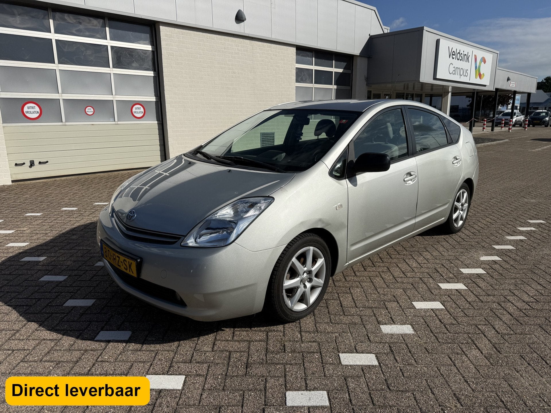 Toyota Prius 1.5 VVT-i Aut. Navigatie Airco (Export), Gebruikt, 4 cilinders, 23 km/l, Bedrijf