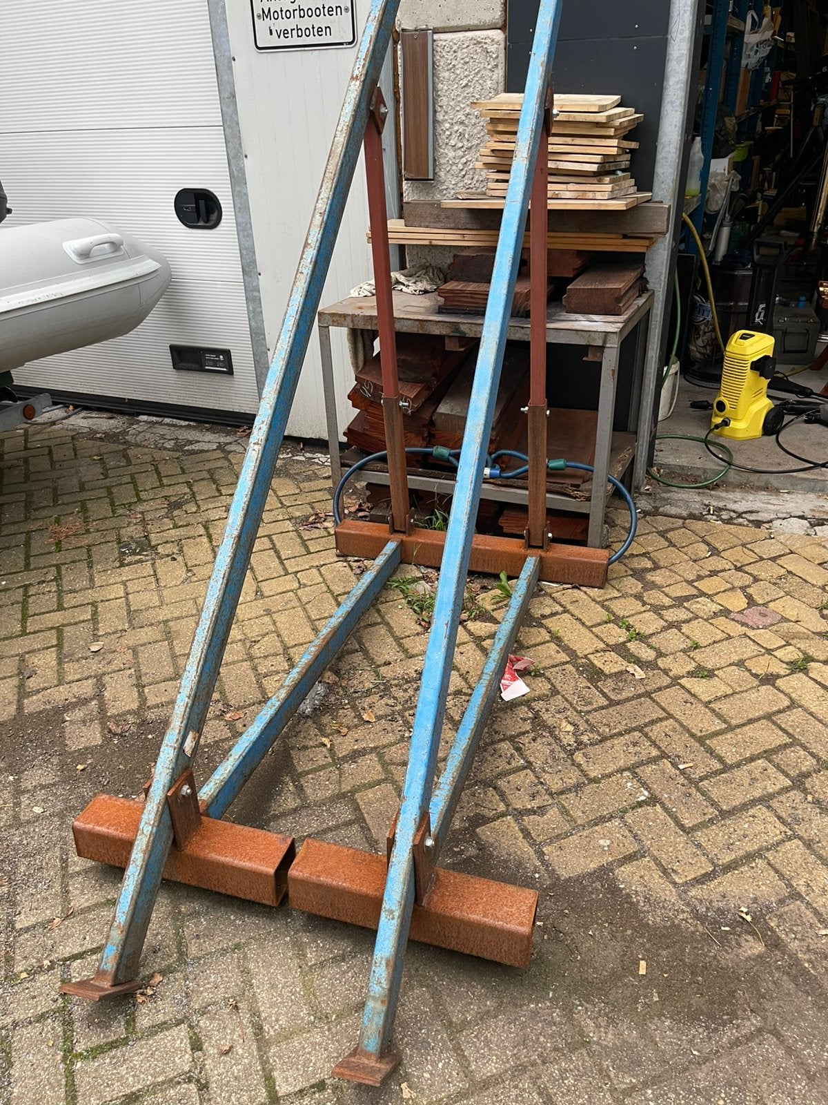 2 steunen, Ophalen of Verzenden, Zo goed als nieuw