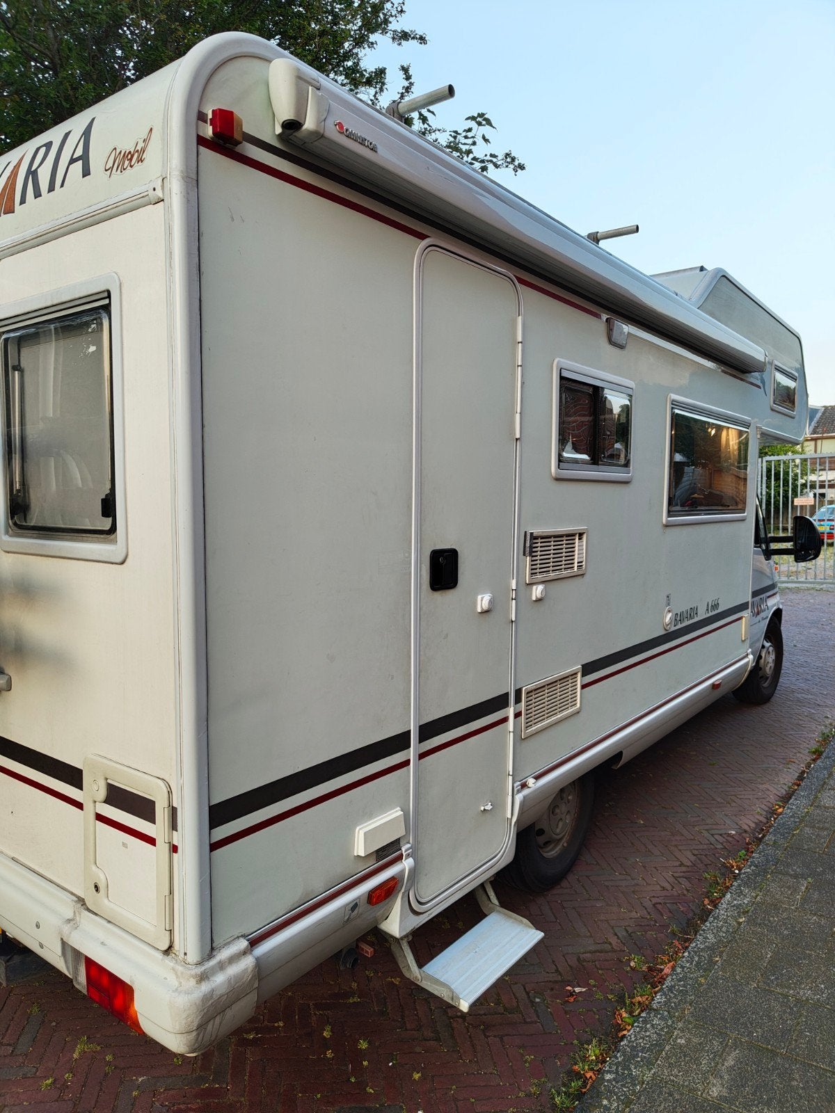 Bavaria A666 camper 2000, 7 slaapplaatsen, 2.8 128pk, 168kkm, Caravans en Kamperen, Campers, Chemisch toilet, Ringverwarming, Fiat