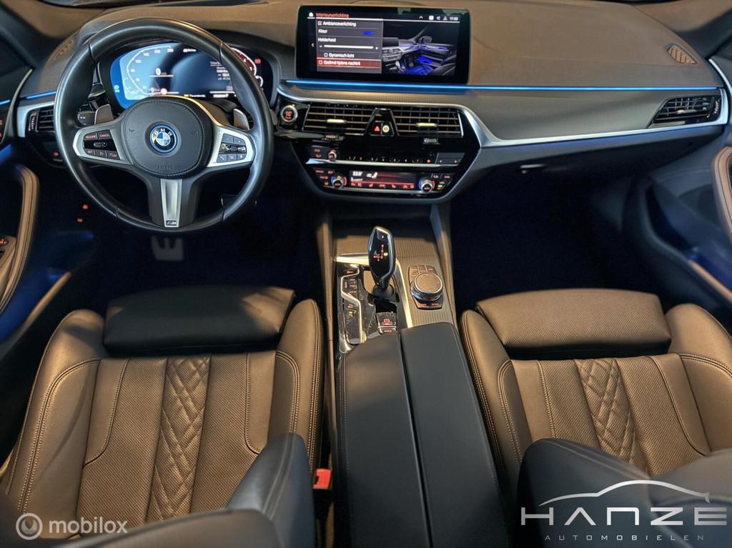 BMW 5-serie Touring 530e|Pano|Trekhaak|M-Sport|Laser|BTW|HUD, 1998 cc, Achterwielaandrijving, Gebruikt, 4 cilinders