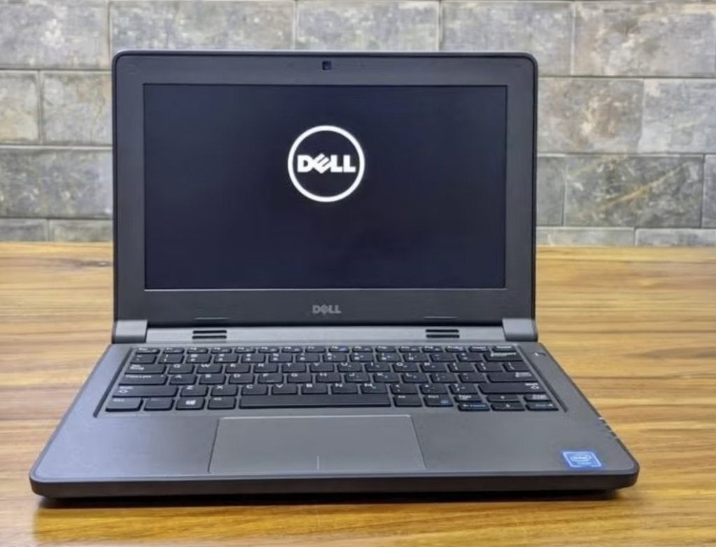 Dell Latitude 3160 SSD Touchscreen Windows11, Ophalen, 2 tot 3 Ghz, Qwerty, Dell Latitude 3160