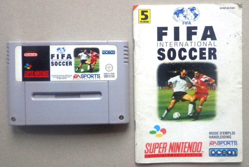FIFA International Soccer voor de Super Nintendo + boekje, Gebruikt, 1 speler, Ophalen of Verzenden, Vanaf 3 jaar