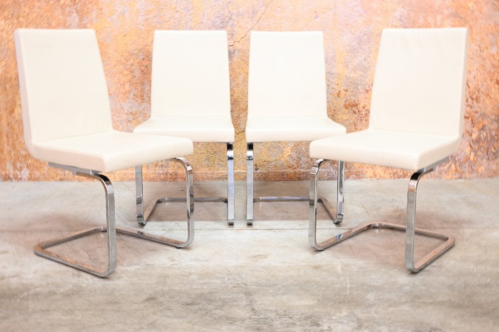 ZGANieuw 4 cremekleurige leren Rolf Benz 620 design stoelen, Huis en Inrichting, Zwart, Zo goed als nieuw, Rolf Benz, Vijf, Zes of meer stoelen