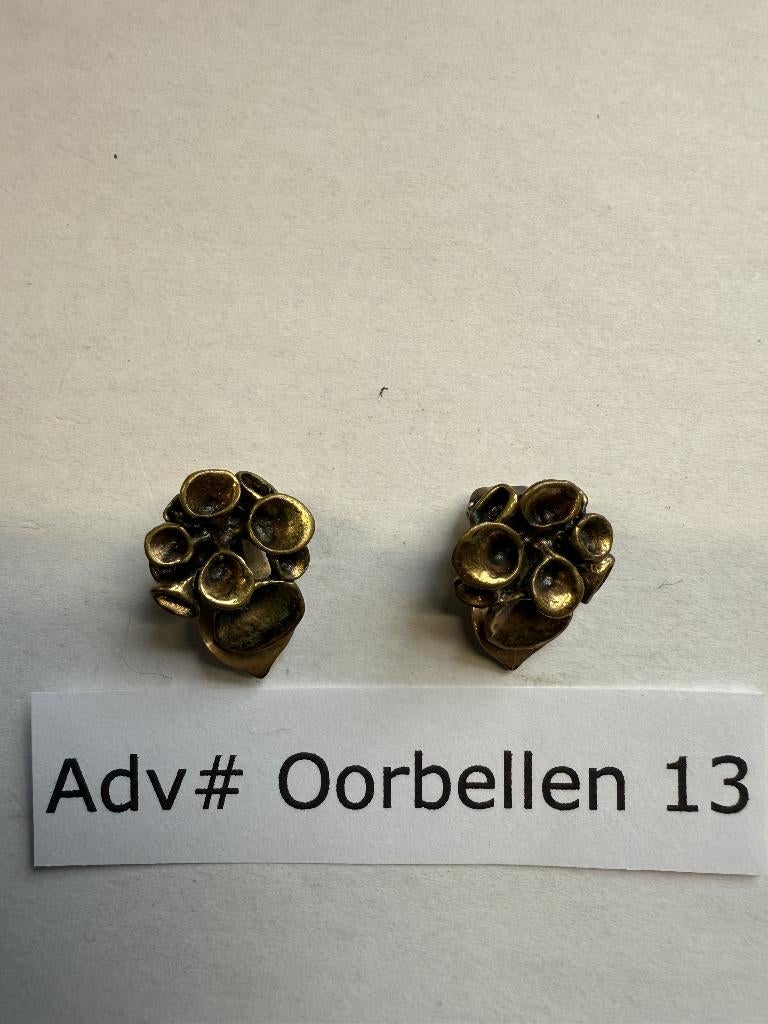 Vintage Oorbellen#Adv Obl-13, Ophalen, Zo goed als nieuw, Overige kleuren, Overige materialen