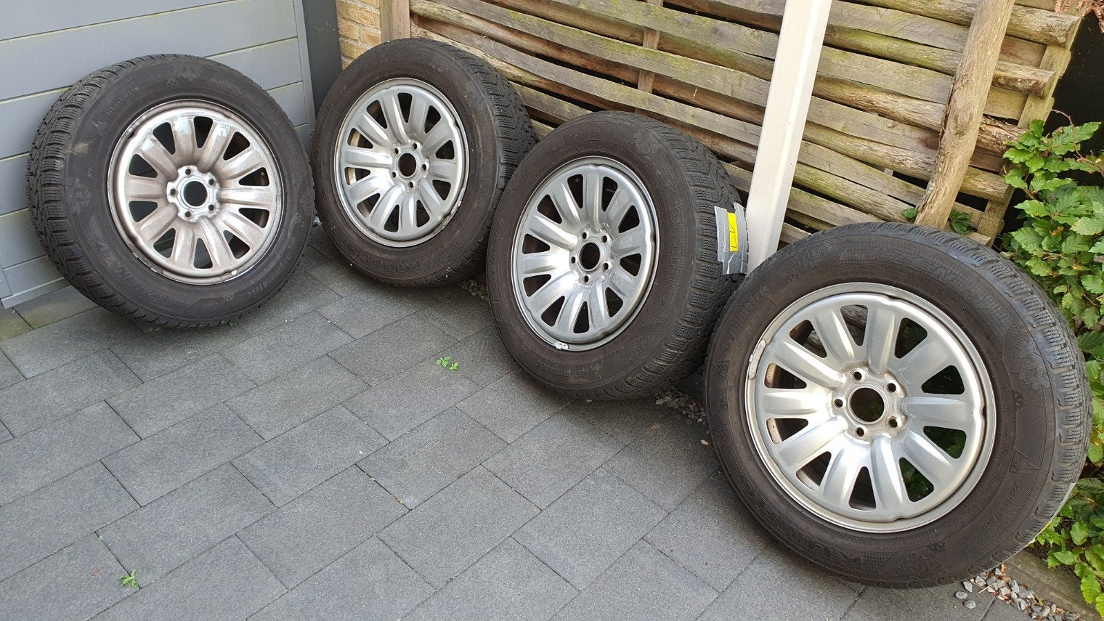 winterbanden Hyundai Tucson, Ophalen, Gebruikt, 17 inch, Winterbanden