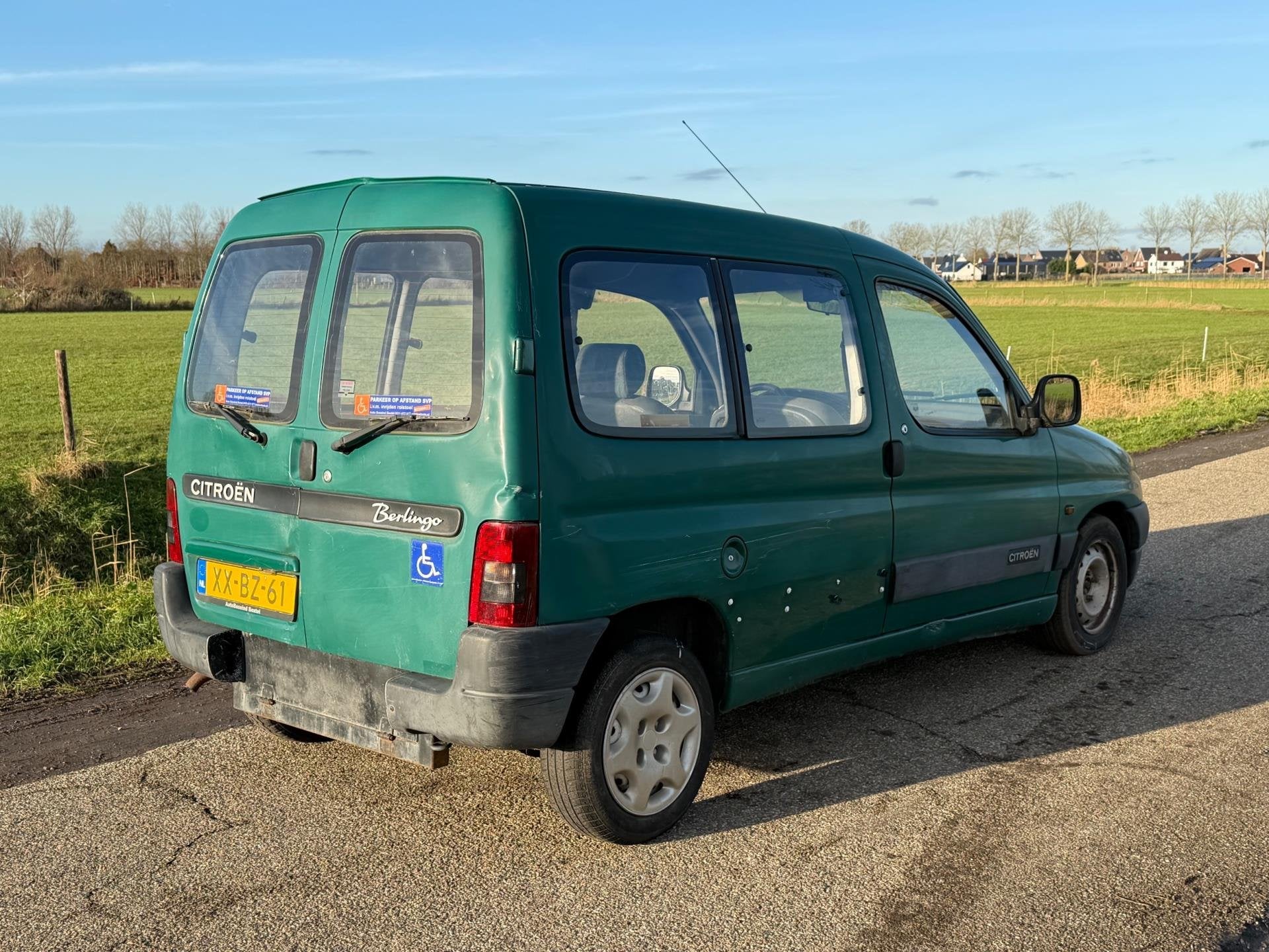 Citroen Berlingo 1.4i 5p. Airco Geen APK Rolstoelauto, Auto's, Citroën, Stof, Gebruikt, 4 cilinders, 49 €/maand