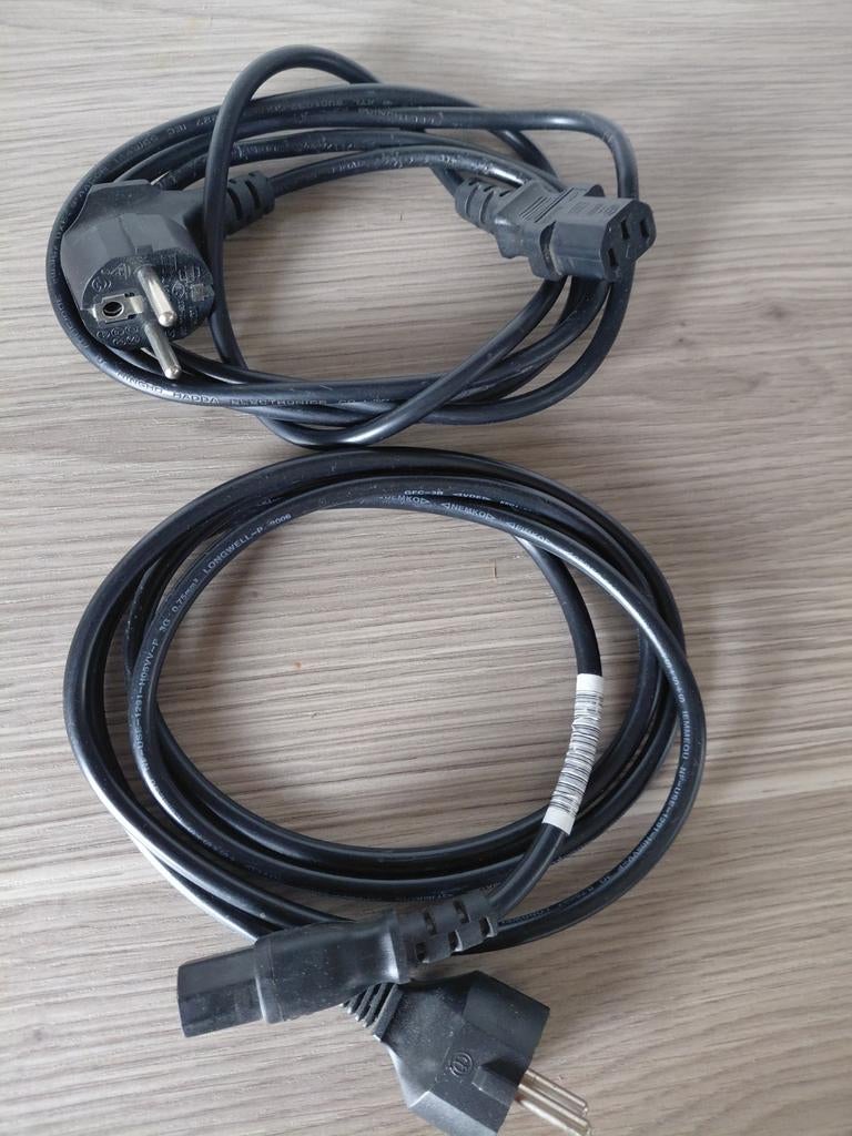 2x Stroomkabel C13 naar Schuko (Eurostekker), Ophalen of Verzenden, Gebruikt