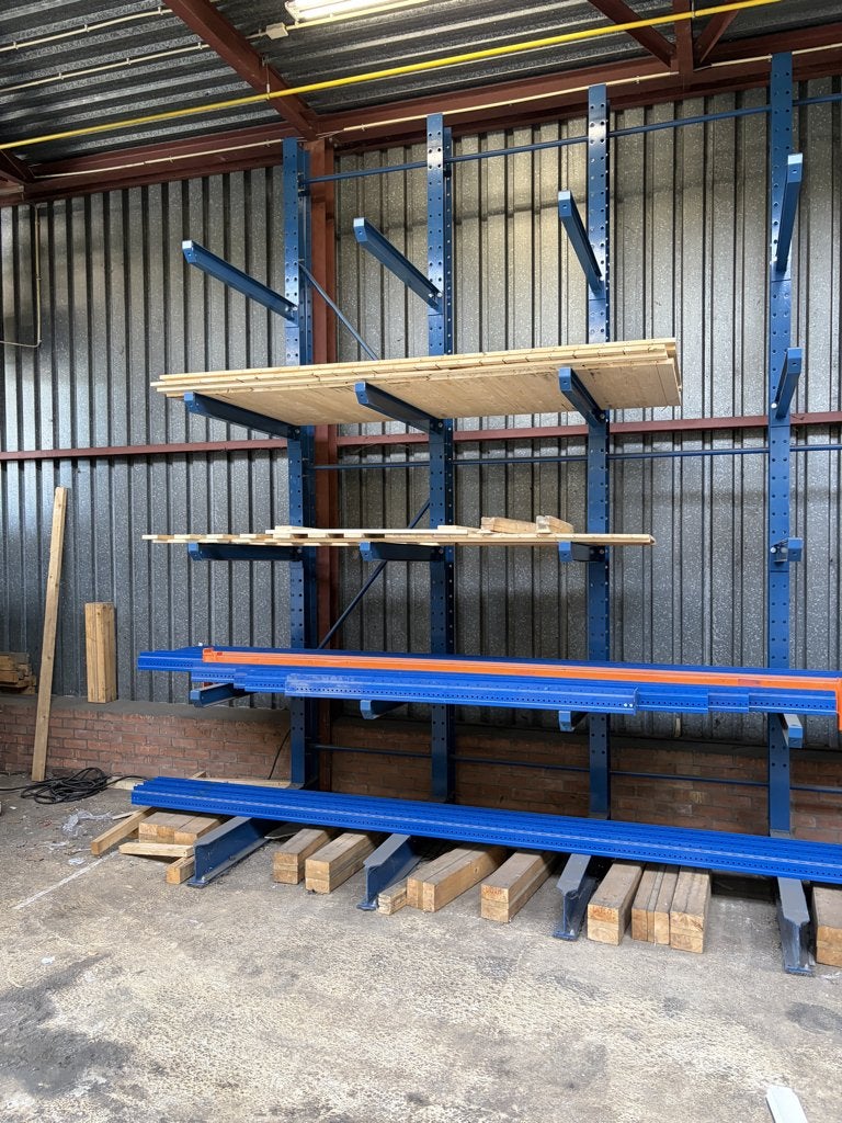 Zware draagarmstelling IPE200, 120cm armen, set 4 staanders, Ophalen, Gebruikt, Munstermanstraat 6 - hal 3 - Silvolde, Handelsonderneming Hendriksen