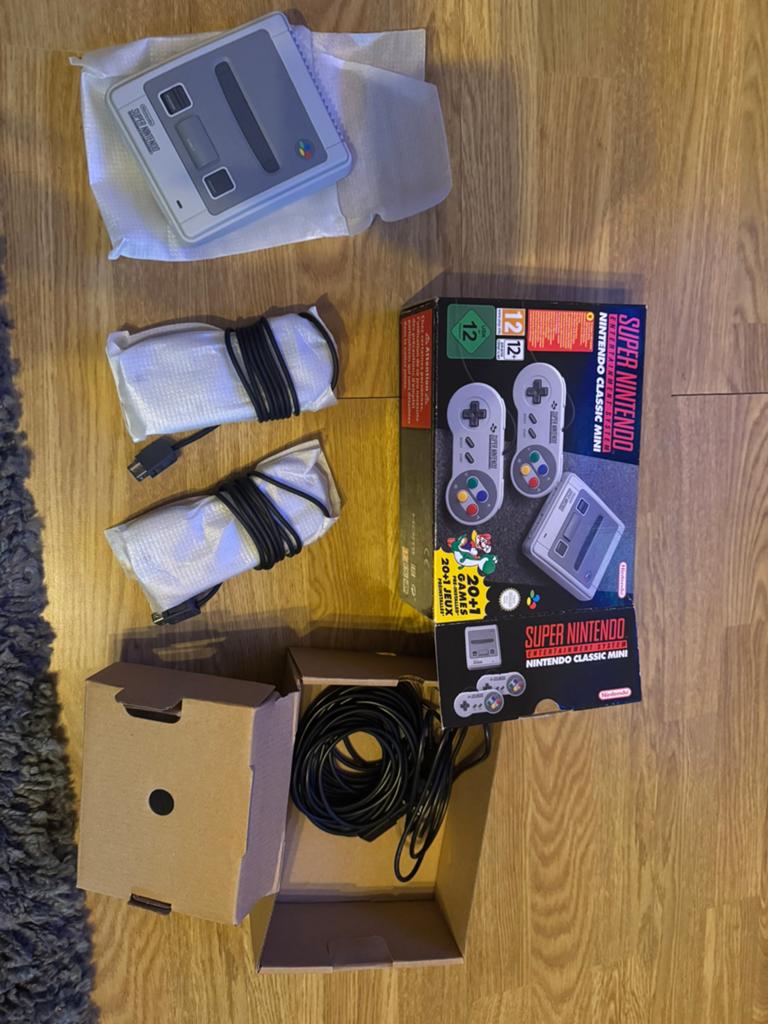 Super nintendo, Spelcomputers en Games, Spelcomputers | Nintendo Super NES, Ophalen of Verzenden, Met 2 controllers