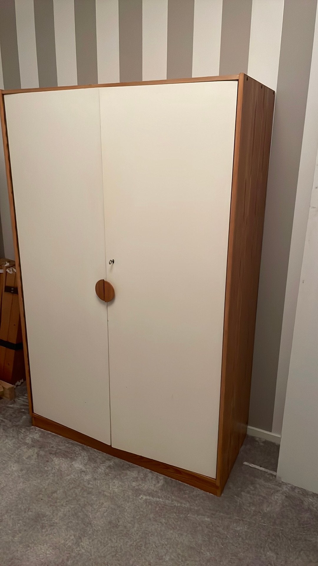 Vintage kledingkast, Huis en Inrichting, Ophalen, Gebruikt, 50 tot 75 cm, 150 tot 200 cm