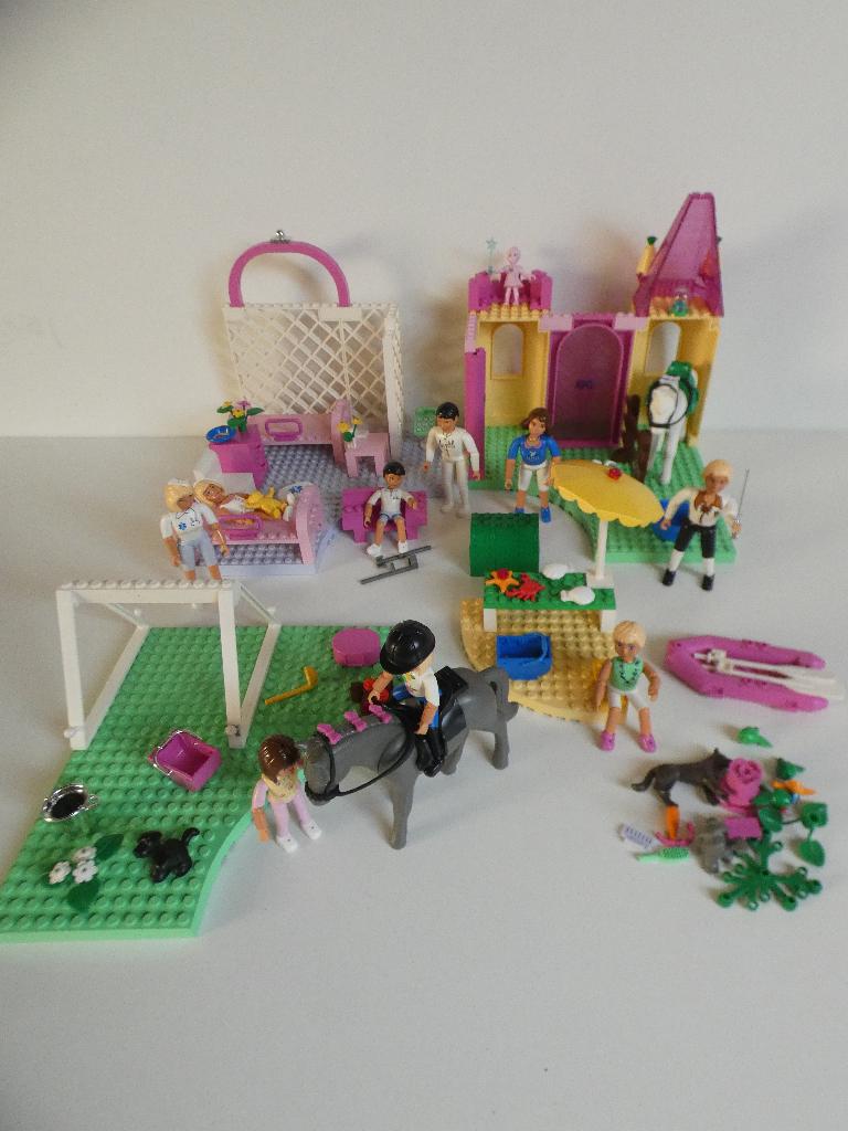 Te koop 4 sets Lego Belville, Gebruikt, Overige thema's, Lego, Ophalen of Verzenden