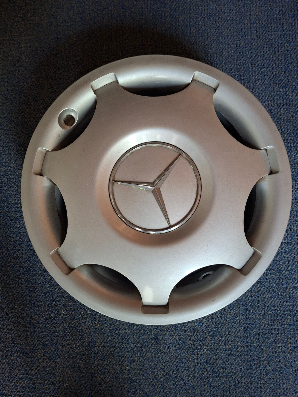 4x Mercedes wieldoppen W124  15 inch, Ophalen