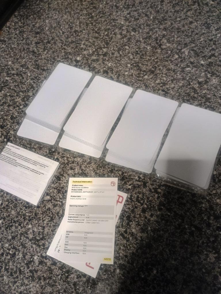 Nieuwe RFID Kaarten - Wit, Ongeprogrammeerd, Computers en Software, Overige Computers en Software, Nieuw, Ophalen of Verzenden